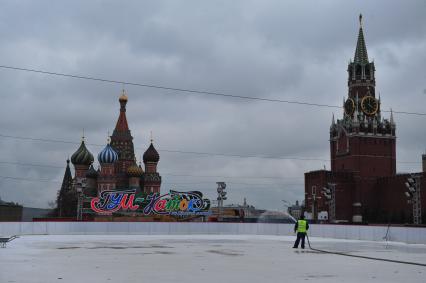 Заливка большого зимнего ГУМ-Катка. 25 ноября 2011 года.