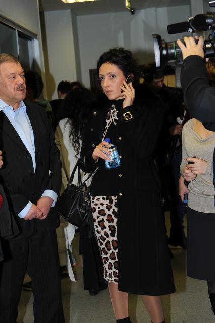 Пиар-директор Виктора Батурина Анна Имерлин в ИД КП. 30 ноября 2011 года.