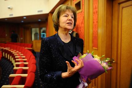 Баронесса Эмма Николсон на пресс-конференции, посвященной объявлению лауреата литературной премии РУССКИЙ БУКЕР ДЕСЯТИЛЕТИЯ.  01 декабря 2011 года.