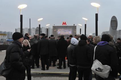 Новая станция метрополитена  ЗЯБЛИКИВО открылась в Москве. На снимке: вход на станцию метро ЗЯБЛИКОВО. 02 декабря 2011 года.