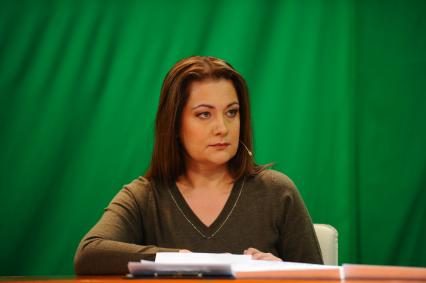 Ведущая Елена Афонина. В ИД КП.  02 декабря 2011 года.