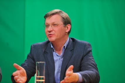 Владимир Рыжков - сопредседатель Партии народной свободы ПАРНАС. В ИД КП. 13 декабря 2011 года.