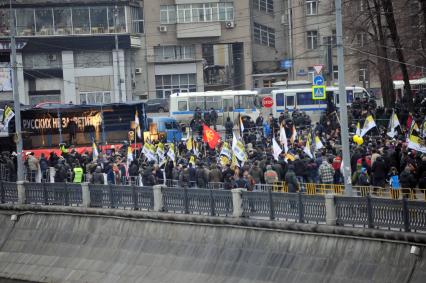 Санкционированный митинг против фальсификации результатов прошедших выборов в Госдуму РФ ЗА ЧЕСТНЫЕ ВЫБОРЫ на Болотной площади. На снимке: 11 декабря  2011 года.