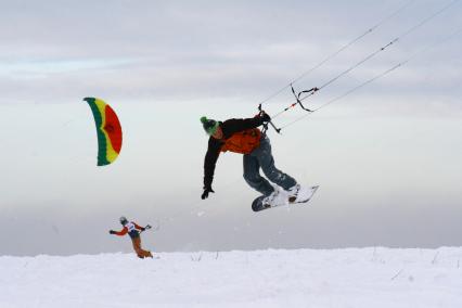 Занятия кайтингом в Нижнем Новгороде. 26 января 2008 года.