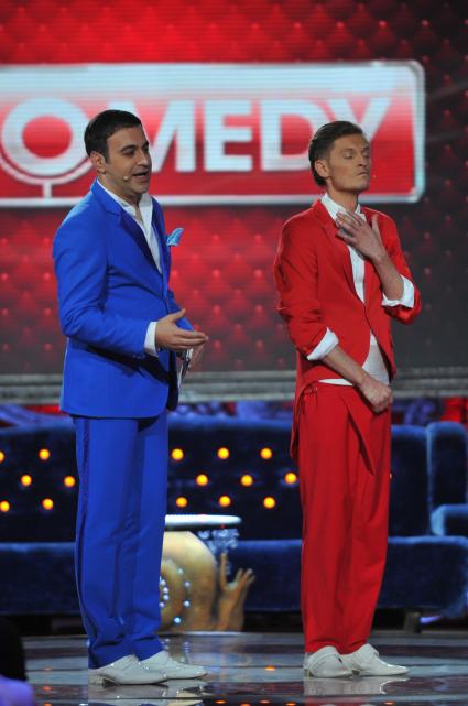 Comedy Club вручил новогодние награды. На снимке: резиденты COMEDY CLUB Гарик Мартиросян и Павел Воля. 07 декабря 2011 года.