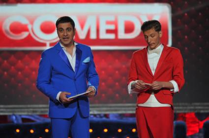 Comedy Club вручил новогодние награды. На снимке: резиденты COMEDY CLUB Гарик Мартиросян и Павел Воля. 07 декабря 2011 года.