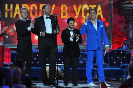 Comedy Club вручил новогодние награды. На снимке: резиденты COMEDY CLUB Гарик Мартиросян, Михаил Галустян, Семен Слепаков и Сергей Светлаков. 07 декабря 2011 года.