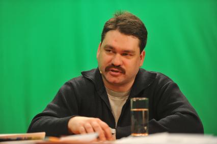 Ведущий эксперт Центра политической конъюнктуры России Павел Салин. В ИД КП. 19 декабря 2011 года.