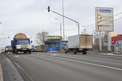 Пост ДПС на выезде из Москвы. На снимке . 13 декабря 2011 года.