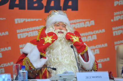 Дед Мороз в ИД КП. 20 декабря 2011 года.