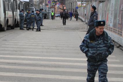 Полиция на улице.7 декабря 2011