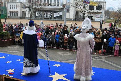 ПАРАД ДЕДОВ МОРОЗОВ. КРАСНОДАР. 24.12.2011.