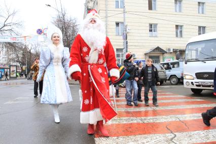 ПАРАД ДЕДОВ МОРОЗОВ. КРАСНОДАР. 24.12.2011.