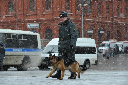 Сотрудники второго оперативного полка милиции ГУВД по г.Москве. Москва. 15 января 2011 года.