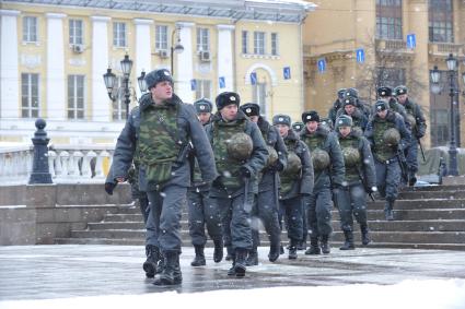 Сотрудники второго оперативного полка милиции ГУВД по г.Москве. Москва. 15 января 2011 года.