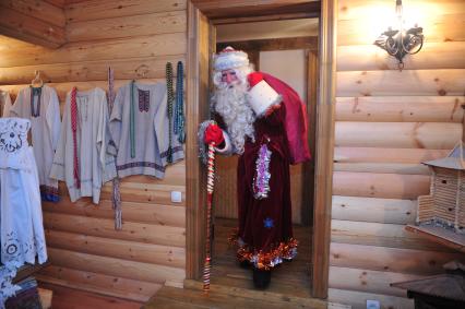 Дед Мороз на детском празднике в Жуковской палате ремесел, 30 декабря 2011 года