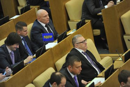Первое пленарное заседание Госдумы РФ шестого созыва. На снимке: лидер Либерально-демократической партии России (ЛДПР) Владимир Жириновский. 21 декабря 2011 года.