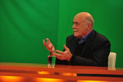 Руководитель предвыборного штаба кандидата в президенты Владимира Путина режиссер Станислав Говорухин. В ИД КП. 17 января 2012 года.