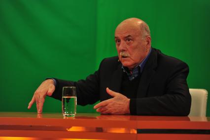 Руководитель предвыборного штаба кандидата в президенты Владимира Путина режиссер Станислав Говорухин. В ИД КП. 17 января 2012 года.