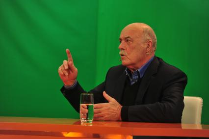 Руководитель предвыборного штаба кандидата в президенты Владимира Путина режиссер Станислав Говорухин. В ИД КП. 17 января 2012 года.