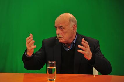 Руководитель предвыборного штаба кандидата в президенты Владимира Путина режиссер Станислав Говорухин. В ИД КП. 17 января 2012 года.