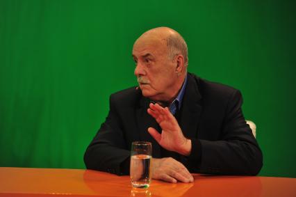 Руководитель предвыборного штаба кандидата в президенты Владимира Путина режиссер Станислав Говорухин. В ИД КП. 17 января 2012 года.