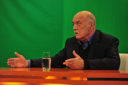 Руководитель предвыборного штаба кандидата в президенты Владимира Путина режиссер Станислав Говорухин. В ИД КП. 17 января 2012 года.