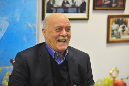 Руководитель предвыборного штаба кандидата в президенты Владимира Путина режиссер Станислав Говорухин. В ИД КП. 17 января 2012 года.