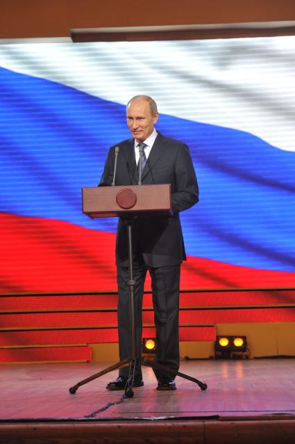 Торжественный вечер, посвященный Дню работника прокуратуры РФ. На снимке: председатель правительства РФ Владимир Путин. 12 января 2012 года.