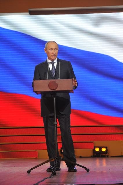 Торжественный вечер, посвященный Дню работника прокуратуры РФ. На снимке: председатель правительства РФ Владимир Путин. 12 января 2012 года.