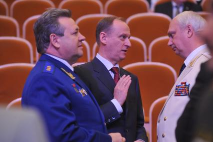 Торжественный вечер, посвященный Дню работника прокуратуры РФ. На снимке: секретарь Совета безопасности РФ Николай Патрушев и главный военный прокурор РФ Сергей Фридинский (слева направо). 12 января 2012 года.
