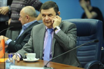 Николай Павлович Какора - вице-президент, интурист. Во время пресс-конференции в ИД КП. 19 января 2012.