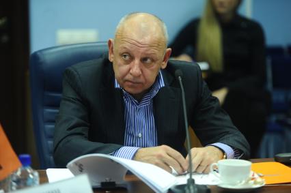 Курилкин Александр Евгеньевич. Во время пресс-конференции в ИД КП. 19 января 2012.