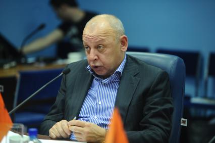 Курилкин Александр Евгеньевич. Во время пресс-конференции в ИД КП. 19 января 2012.