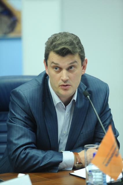 Кладов Дмитрий Евгеньевич. Во время пресс-конференции в ИД КП. 20 января 2012.