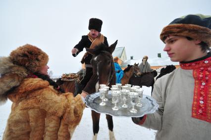 Реконструкция большой псовой охоты в Подмосковье. Можайск. 21 января 2012 года.