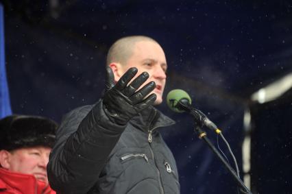 Во время митинга КПРФ ЗА ДОСТОЙНУЮ ЖИЗНЬ И ЧЕСТНЫЕ ВЫБОРЫ на Манежной площади. На снимке: лидер ЛЕВОГО ФРОНТА Сергей Удальцов. 21 января 2012 года.