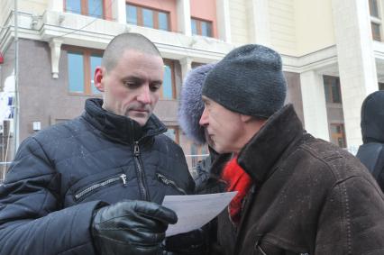 Во время митинга КПРФ ЗА ДОСТОЙНУЮ ЖИЗНЬ И ЧЕСТНЫЕ ВЫБОРЫ на Манежной площади. На снимке: лидер ЛЕВОГО ФРОНТА Сергей Удальцов. 21 января 2012 года.