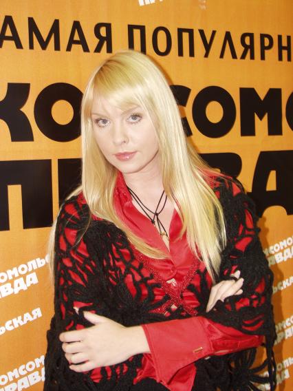 Певица Варвара (Елена Владимировна Сусова) в КП. 18 февраля 2008 года.