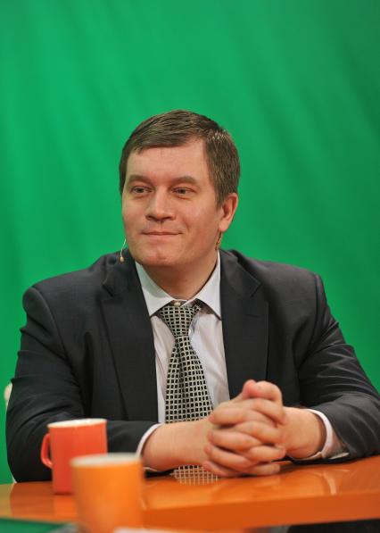 Политолог, член правления Фонда ИНСТИТУТ РАЗВИТИЯ, заведующий международного отдела журнала СМЫСЛ Павел Святенков. В ИД КП. 25 января 2012 года.