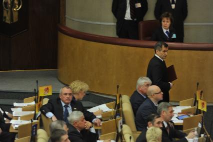 Пленарное заседание Госдумы. На снимке: министр внутренних дел РФ Рашид Нургалиев. 27 января 2012 года.