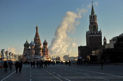 Красная площадь в морозный зимний день. 27 января 2012 года.