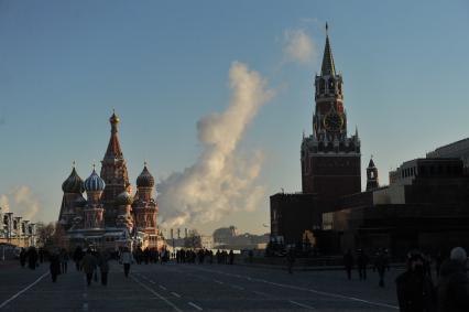 Красная площадь в морозный зимний день. 27 января 2012 года.