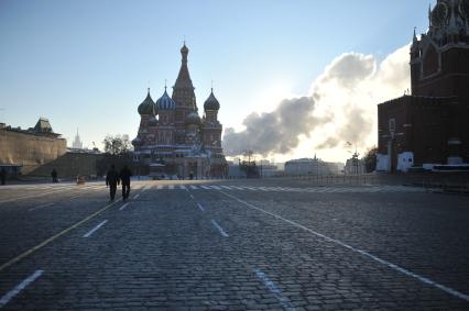 Красная площадь в морозный зимний день. 27 января 2012 года.