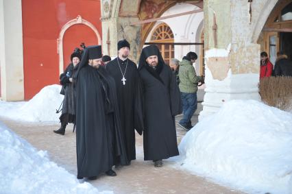 Богородичный Успенский мужской монастырь. Тихвин. Ленинградская область. 30 января 2012 года.