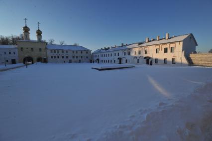 Богородичный Успенский мужской монастырь. Тихвин. Ленинградская область. 30 января 2012 года.