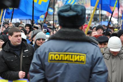 Москве.  Пушкинская площадь. Митинг в поддержку Жириновского. На снимке: участники митинга.