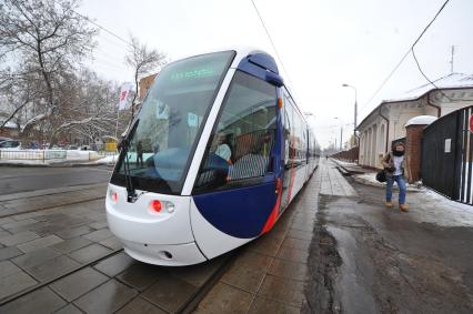 В Москве состоялась презентация трамвая нового поколения, совместная разработка франзузской фирмы `Alstom` и `Трансмашхолдинг`.