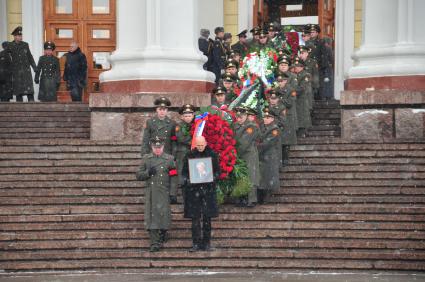 Центральный театр Российской армии. На церемонии прощания с актрисой Людмилой Касаткиной.