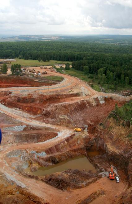 Гурьевское горно-рудное производство меди. Общий вид на разрез.